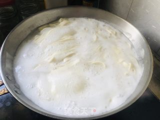 鸡蛋西红柿酱蔬菜拌面的做法步骤：15