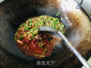 鸡蛋西红柿酱蔬菜拌面的做法步骤：9
