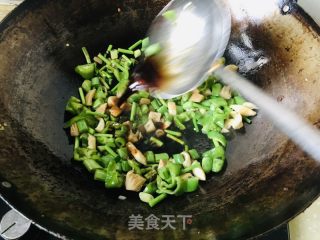 鸡蛋西红柿酱蔬菜拌面的做法步骤：7