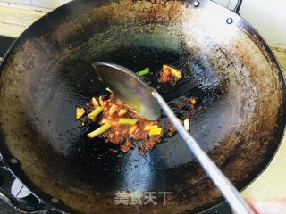 红烧野生鲫鱼的做法步骤：5