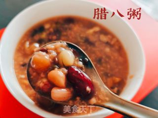 香甜四溢软糯粘稠的腊八粥，温暖家人身心