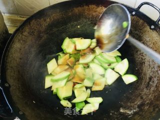 醋溜茭瓜的做法步骤：6