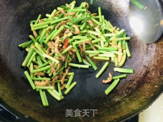 蒜苔炒肉丝的做法步骤：9