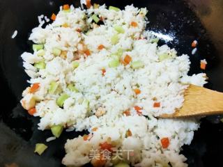 什锦炒饭的做法步骤：7