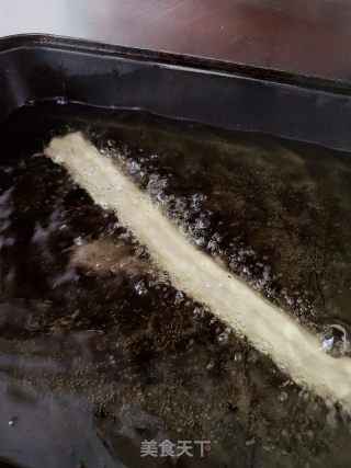 油条的做法步骤：19