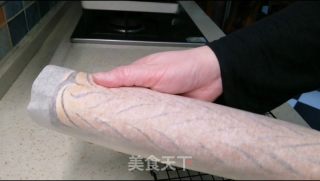 巧克力叶纹果香蛋糕卷的做法步骤：23