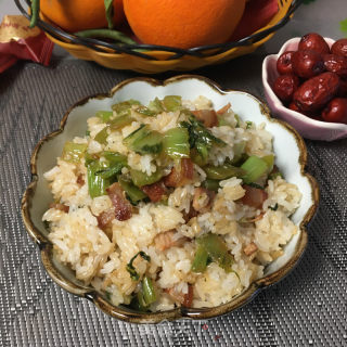 腊肉芥菜炒饭