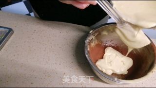 巧克力叶纹果香蛋糕卷的做法步骤：12