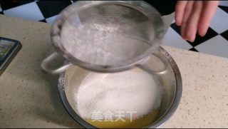 巧克力叶纹果香蛋糕卷的做法步骤：5