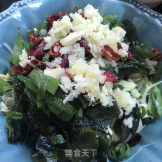 裙带菜拌豆芽的做法步骤：6
