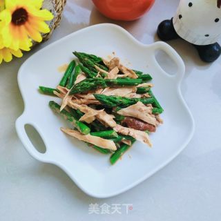 芦笋拌鸡胸肉的做法步骤：6
