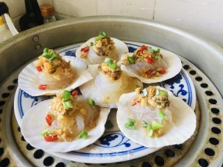 蒜蓉粉丝蒸扇贝的做法