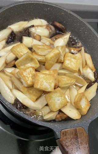 家常茭白焖豆腐的做法步骤：8
