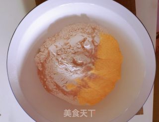 蔓越莓干果玉米馒头的做法步骤：2