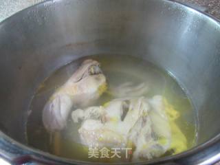 竹荪鸡汤的做法步骤：8