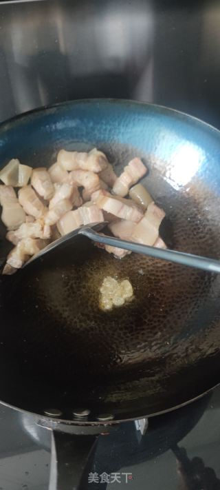 红烧肉豆角拌面的做法步骤：2