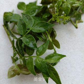 花椒芽鸡蛋泡泡的做法步骤：1