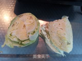 清炒圆白菜的做法步骤：1