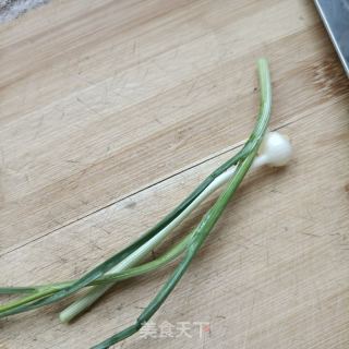 沙葱鸡蛋酱的做法步骤：1
