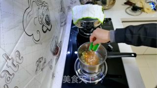 酸汤方便面的做法步骤：1