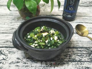 莴笋叶豆腐煲的做法