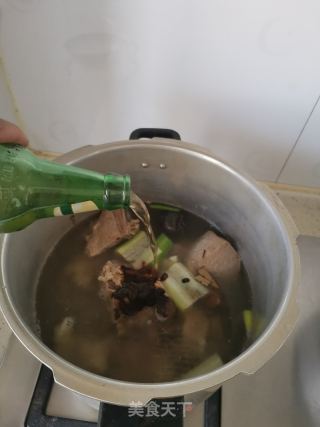 酱排骨的做法步骤：3