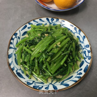 蒜蓉炒茼蒿的做法