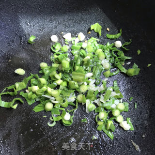 西葫芦炒鸡蛋的做法步骤：5