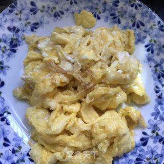 西葫芦炒鸡蛋的做法步骤：4