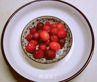 蔓越莓苹果水的做法步骤：2