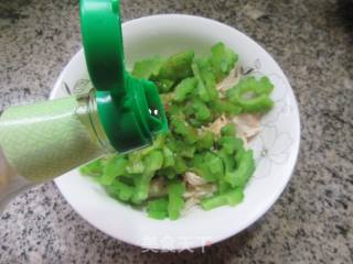 苦瓜拌鸡胸肉的做法步骤：13