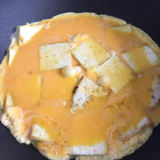 鸡蛋香煎豆腐的做法步骤：6