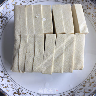 鸡蛋香煎豆腐的做法步骤：2