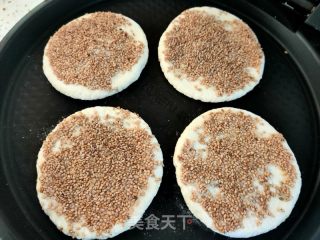 杂粮红糖芝麻烧饼的做法步骤：19