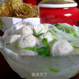 鸡肉丸汤粉的做法