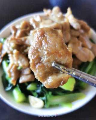 肉片炒菜心的做法