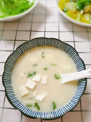奶白鲫鱼豆腐汤的做法步骤：7