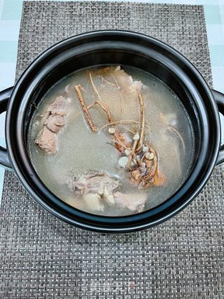 五指毛桃芡实薏米龙骨汤的做法步骤：11