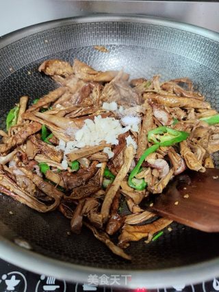 炒茄子干的做法步骤：8