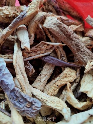 炒茄子干的做法步骤：1