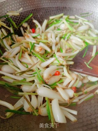 野荞头炒鸡蛋的做法步骤：11