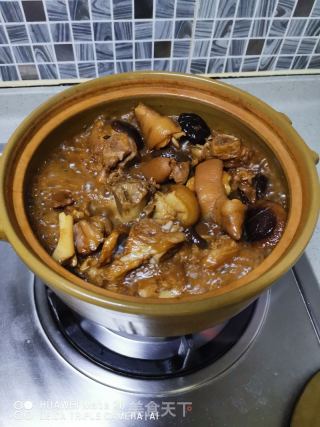 香菇焖猪手的做法步骤：10