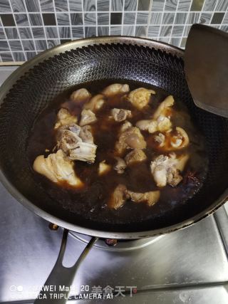 香菇焖猪手的做法步骤：6