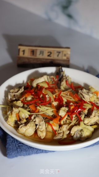 生姜丝红椒丝蒸鸡肉的做法