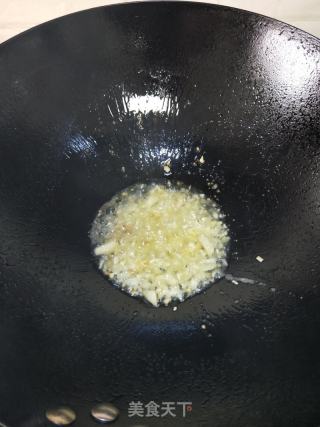 韭菜炒豆芽的做法步骤：3