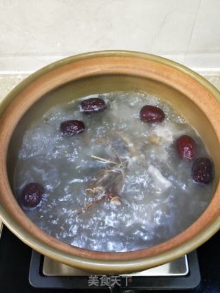 五指毛桃茯苓汤的做法步骤：6