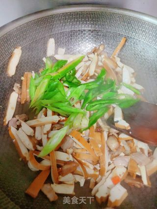 炒豆干的做法步骤：7