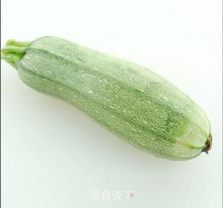 炒西葫芦的做法步骤：1