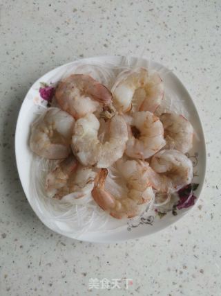 蒜蓉粉丝蒸虾的做法步骤：7