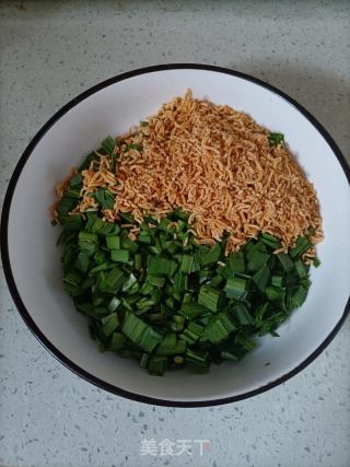 韭菜方便面水饺的做法步骤：2